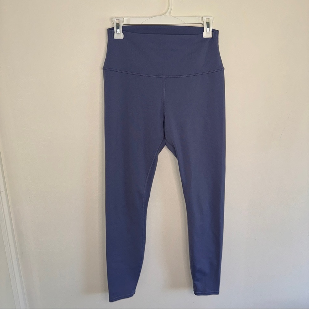 ALO Yoga Light Purple High-Rise Leggings - Picture 2 of 6